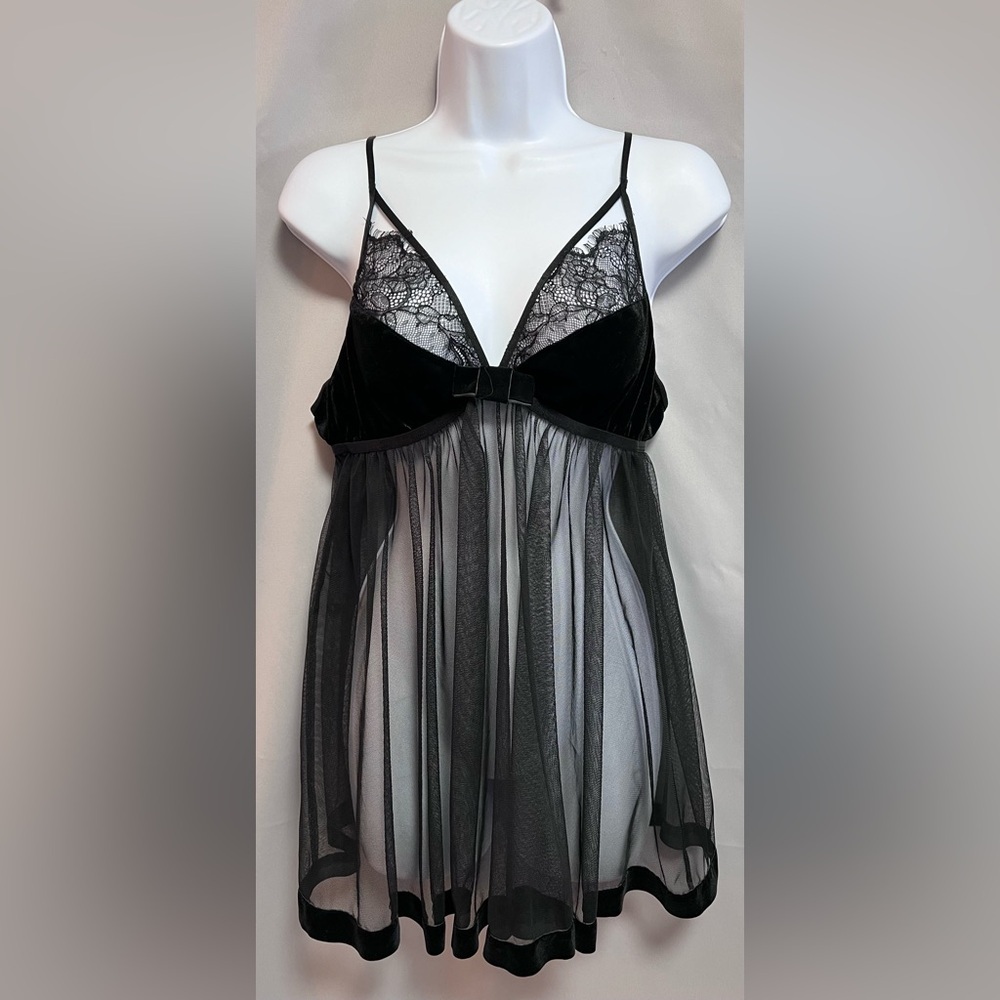 Women’s Adore Me Velvet Black Lace Babydoll Set - Size Large NWOT